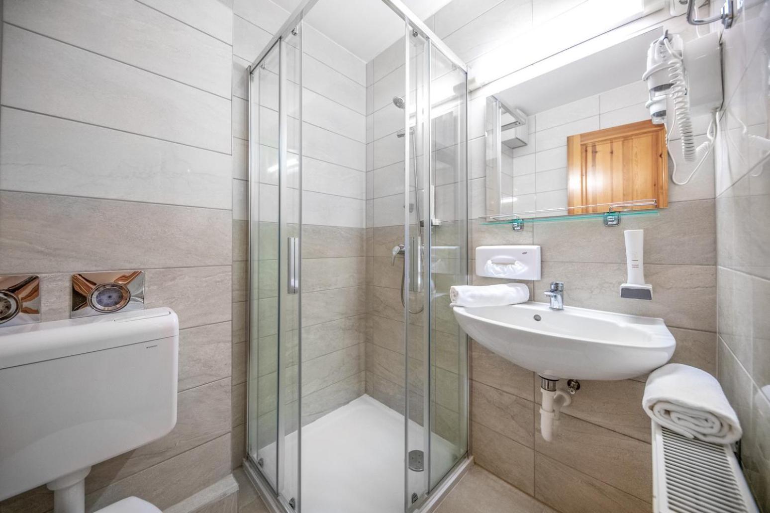 Corvin Hotel Budapest Residence エクステリア 写真