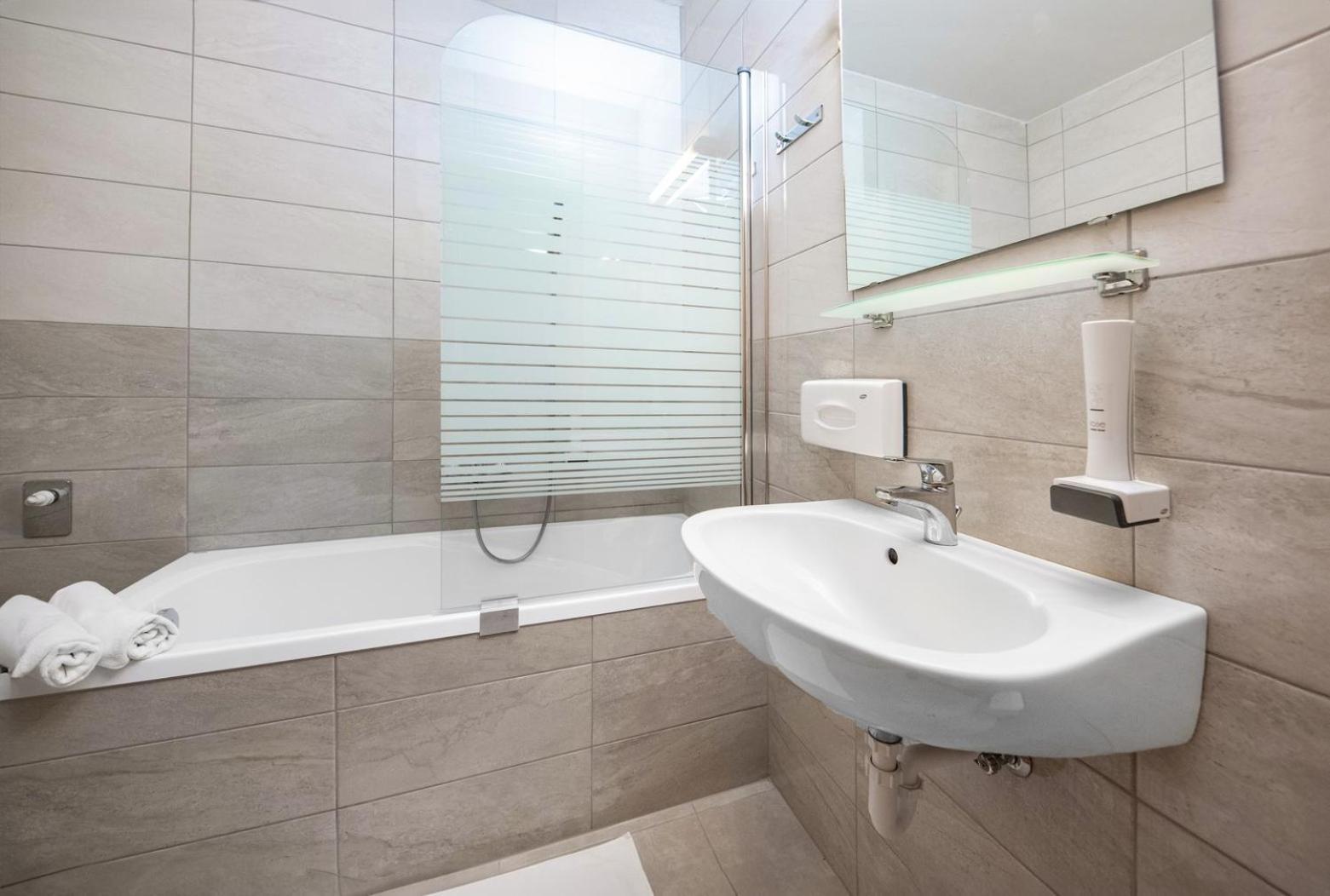 Corvin Hotel Budapest Residence エクステリア 写真