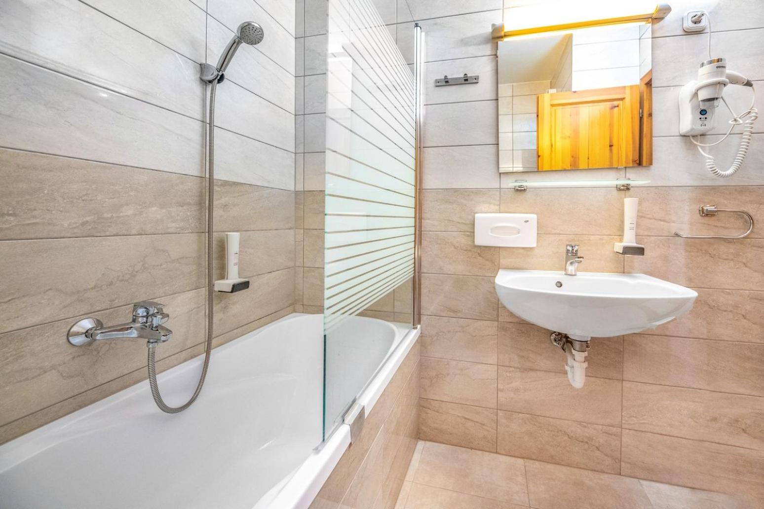 Corvin Hotel Budapest Residence エクステリア 写真
